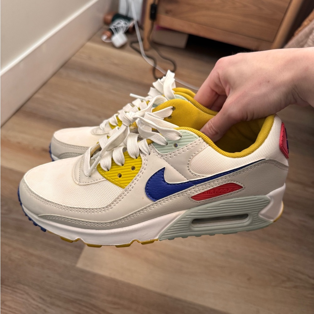 colorful nike air max women size 7.5